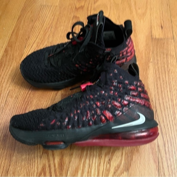 Nike Lebron 17 “Infrared” - Picture 3 of 7